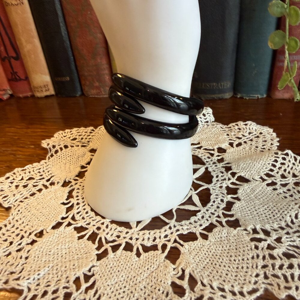 Vintage Architectural Black Metal Hinged Cuff Bracelet - Picture 8 of 17